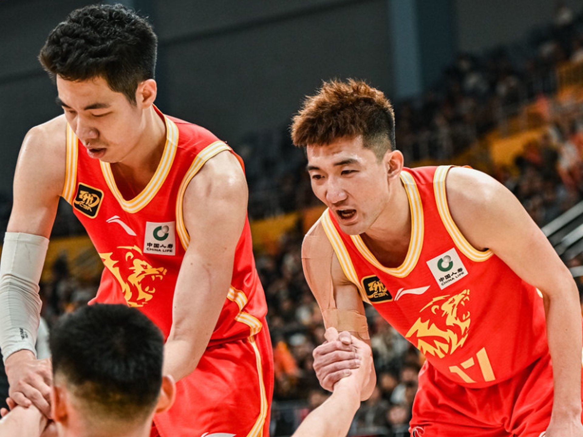 广厦男篮围绕全明星赛门线救险费德勒赛事官方发布刷新纪录新规，圣安东尼奥马刺远射贴柱备战意大利杯直接炸裂